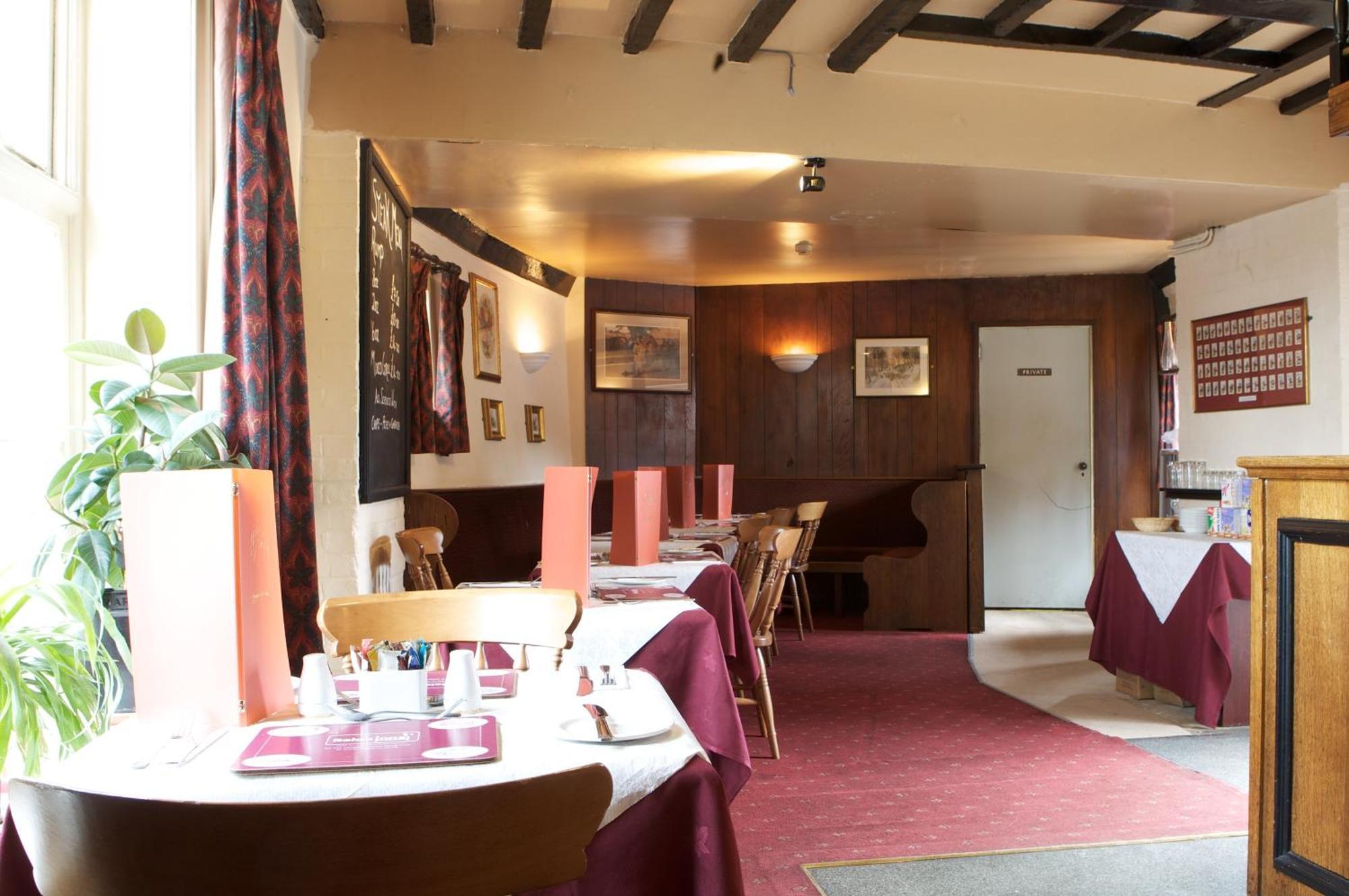 Hotel The George & Horn Near Newbury Kingsclere Exterior foto