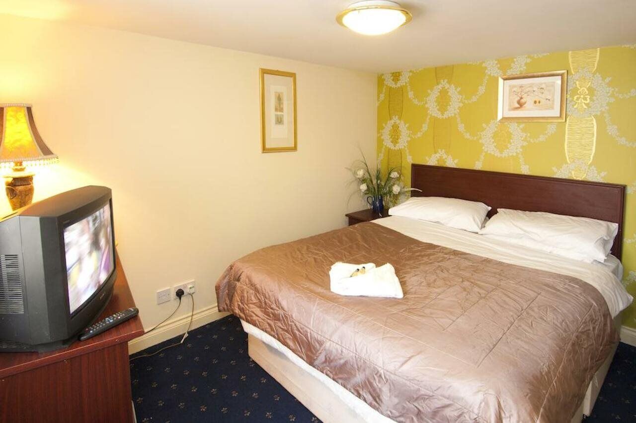 Hotel The George & Horn Near Newbury Kingsclere Exterior foto